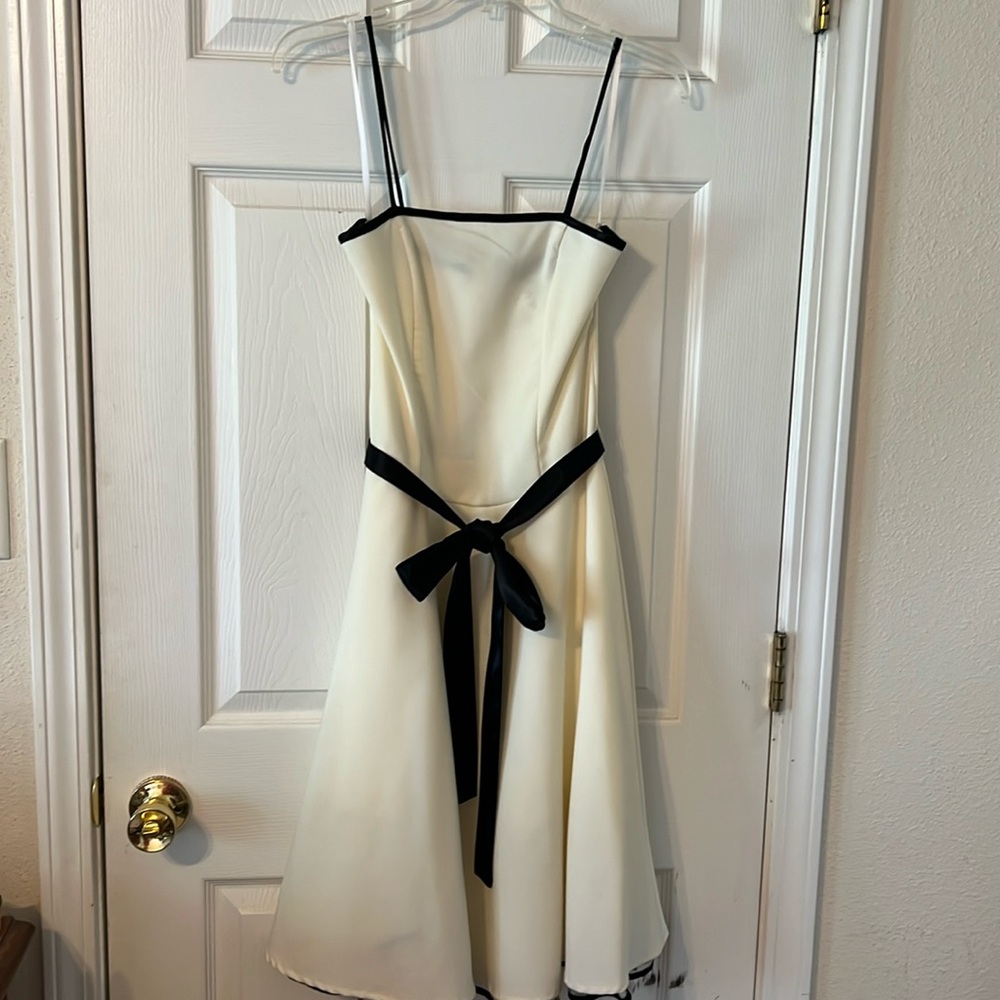 Cute Junior Girls Social/Occasion Dress